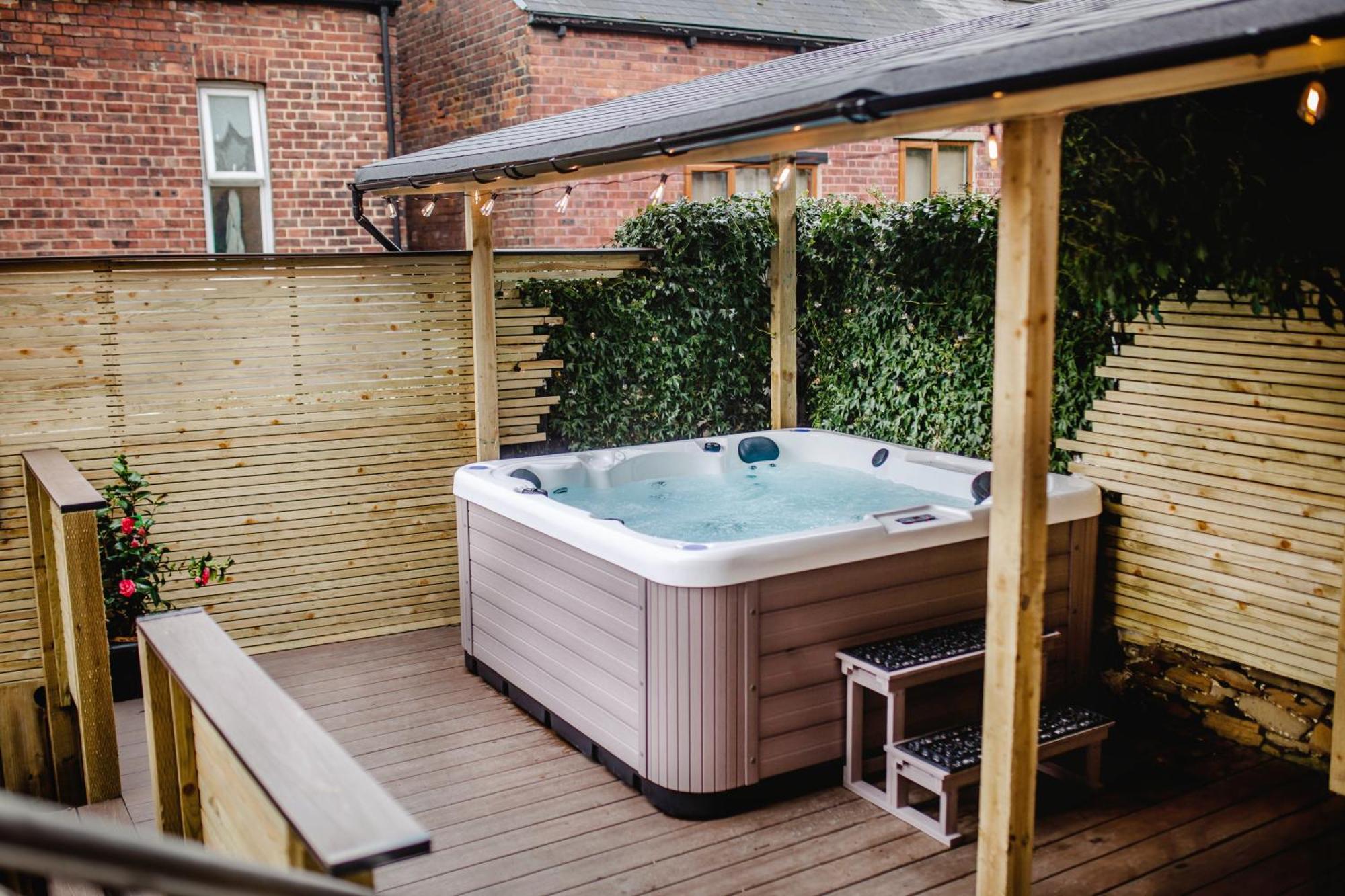 Modern Central Luxury Home With Hot Tub Sauna 11Ppl Sheffield Exteriér fotografie