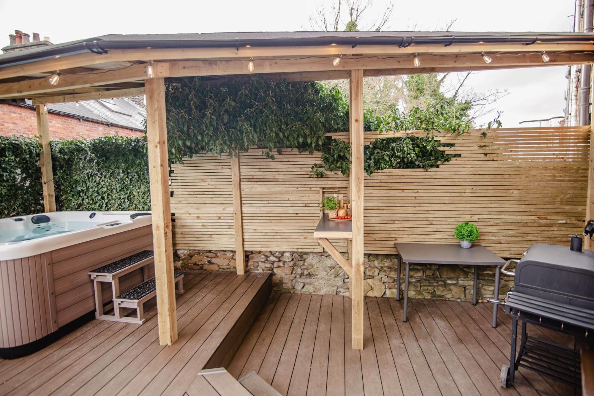 Modern Central Luxury Home With Hot Tub Sauna 11Ppl Sheffield Exteriér fotografie